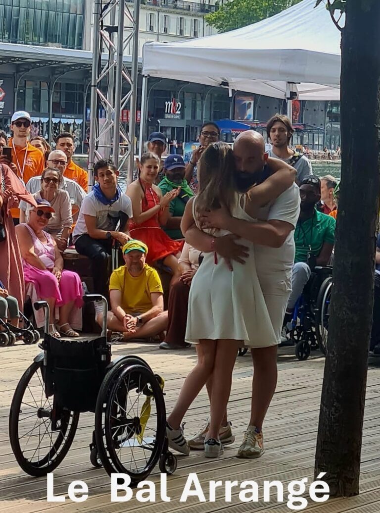 8 Bal arrangé couple - titre